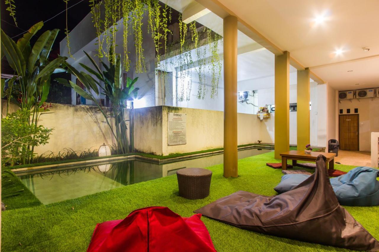 Kuta Suci Guest House Extérieur photo